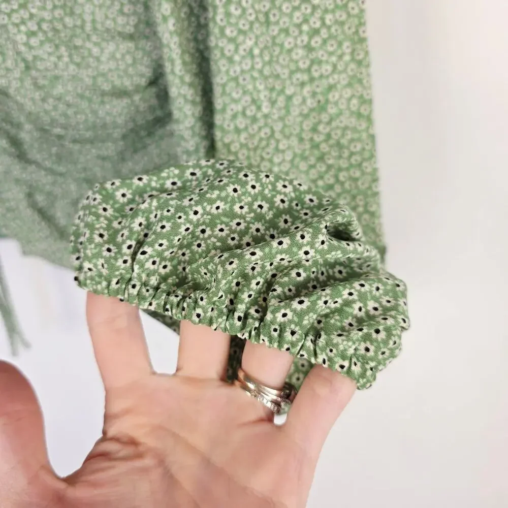 H&M Crop Top Medium Green Floral Ruched Tie Fairy Smocked Cottagecore Boho